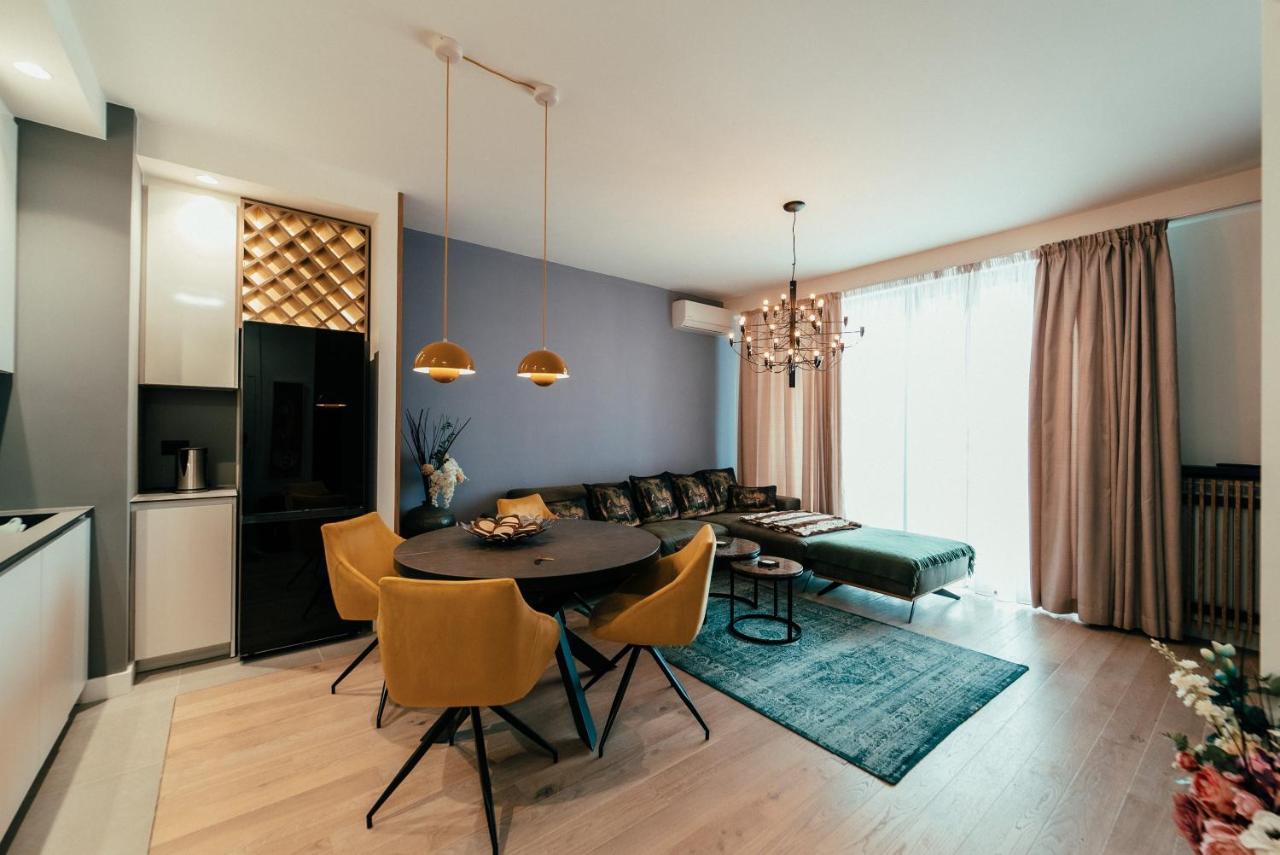 Waterfront Luxury Suites เบลเกรด ภายนอก รูปภาพ