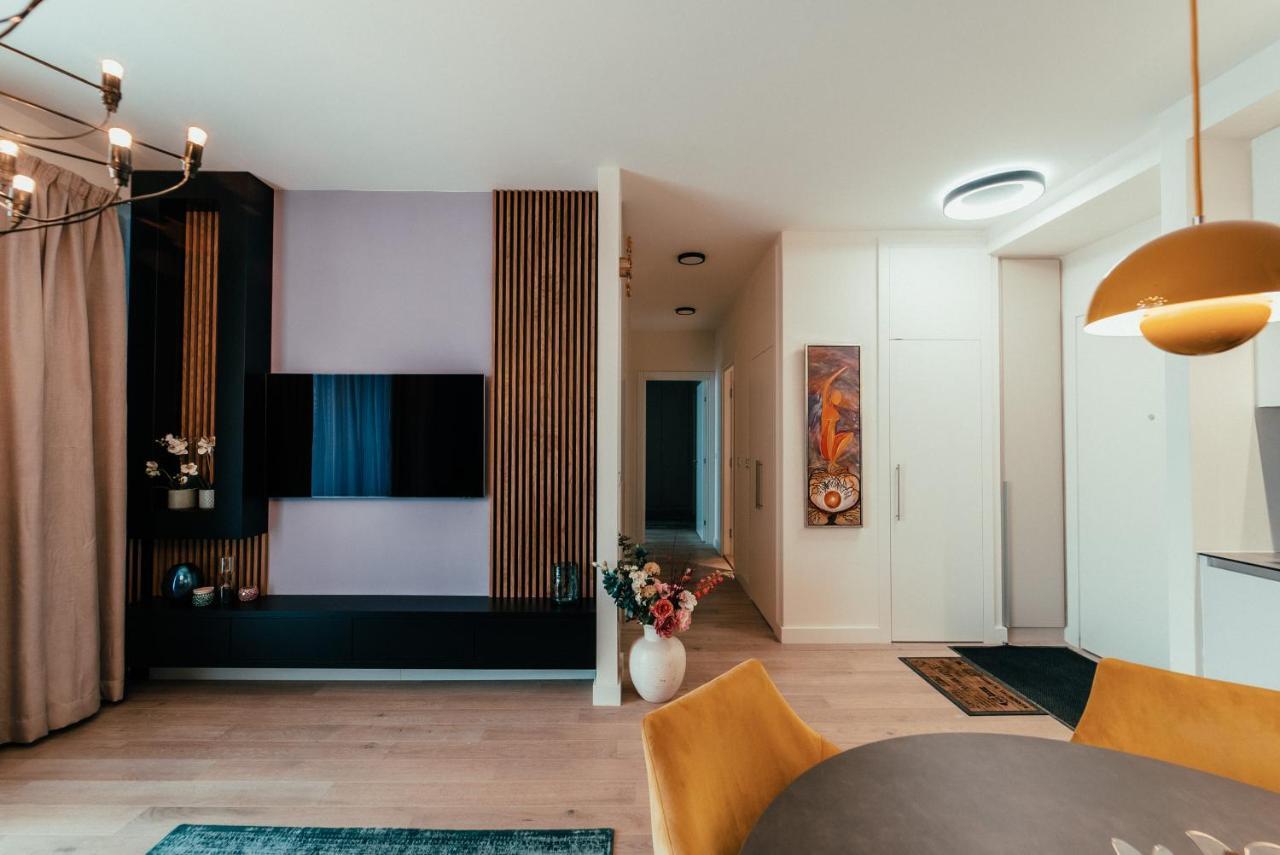 Waterfront Luxury Suites เบลเกรด ภายนอก รูปภาพ