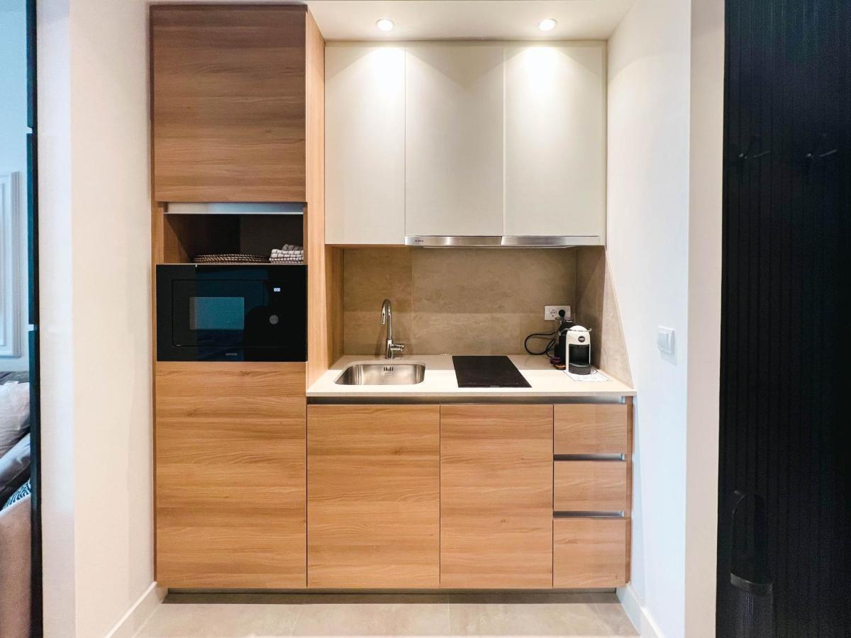 Waterfront Luxury Suites เบลเกรด ภายนอก รูปภาพ