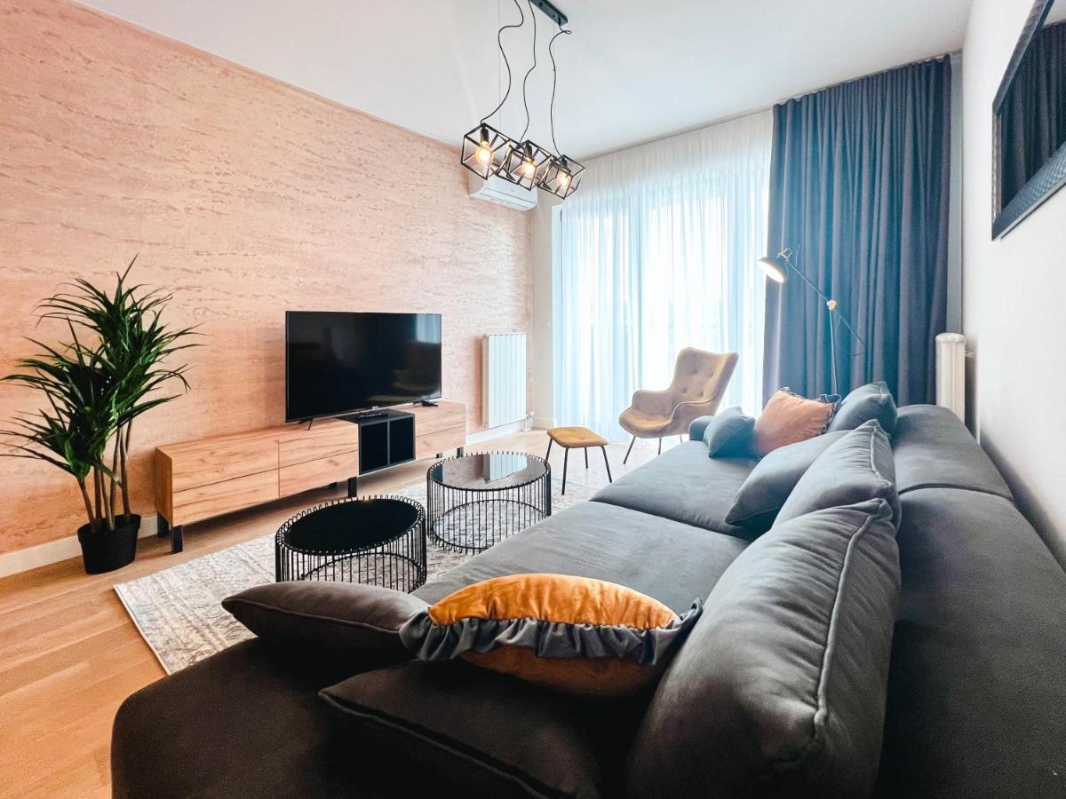 Waterfront Luxury Suites เบลเกรด ภายนอก รูปภาพ