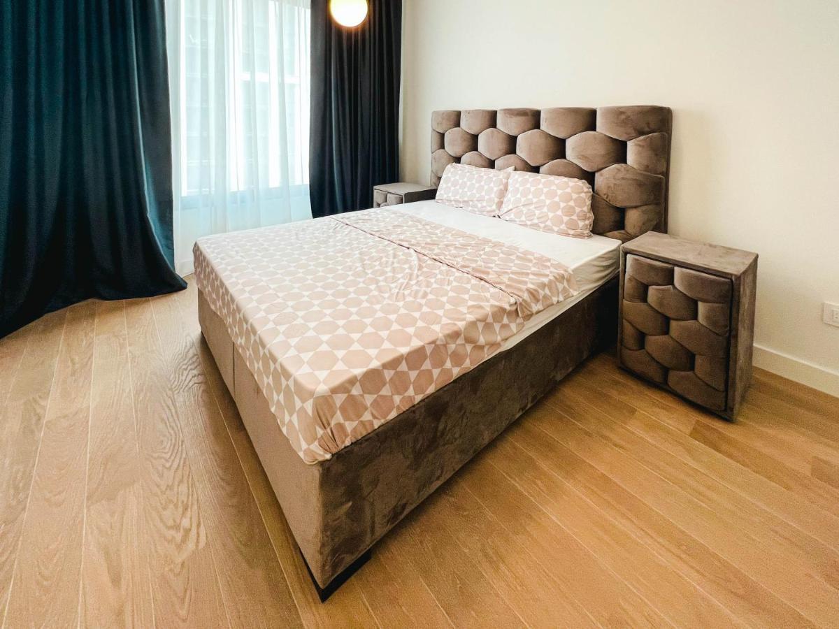 Waterfront Luxury Suites เบลเกรด ภายนอก รูปภาพ